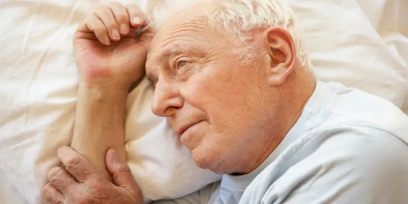 درمان بی خوابی در سالمندان + راهکارها